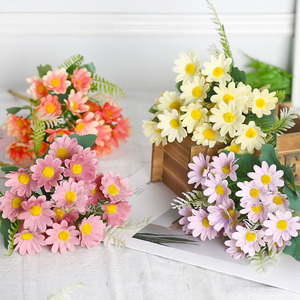 Bouquets de marguerites artificielles Lichao, fleurs en soie réalistes, décorations pour mariage et maison - Product Image 2