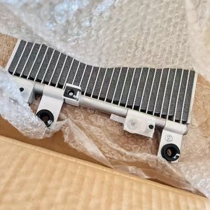 Doosan a développé l'assemblage de condenseur de pièces d'excavatrice Daewoo Hyundai et l'assemblage de climatisation 440204-00024A. - Product Image 5