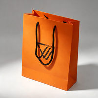 Sacs en papier de luxe personnalisés avec logo pour cadeaux promotionnels, emballage de vêtements, sacs de shopping pour petites entreprises