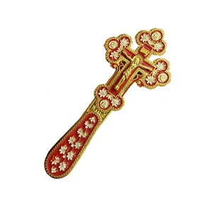 2020 en alliage de <span class=keywords><strong>zinc</strong></span> plaqué or cérémonie Catholique tenant une croix orthodoxe nouveau <span class=keywords><strong>sur</strong></span> <span class=keywords><strong>le</strong></span> nouveau - Product Image 3