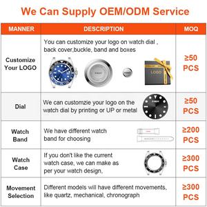 Montres à quartz classiques personnalisées en gros avec logo, bracelet en acier inoxydable argenté, grand cadran, calendrier, aiguilles lumineuses, étanches 5 ATM - Product Image 2