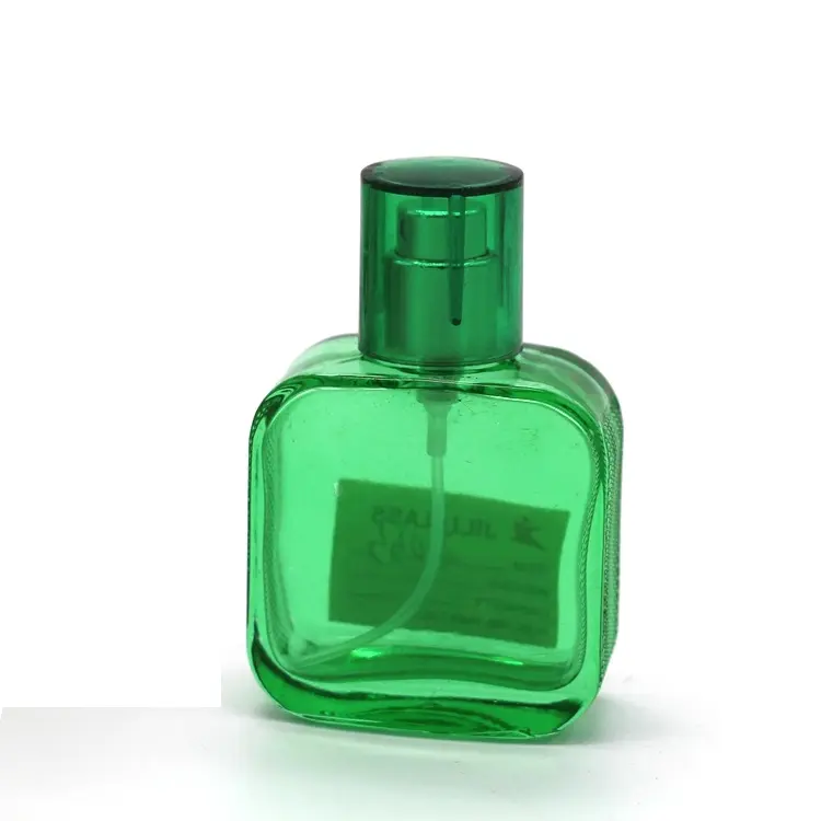 スプレーアトマイザーメーカーでカスタマイズされた30ml詰め替え可能なアトマイザーグリーンガラス香水瓶