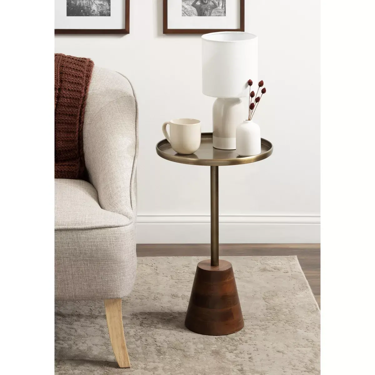 Modern Luxury Wood and Metal Side Table for Living Room  Bedroom  and Patio - Elegant Pedestal Design