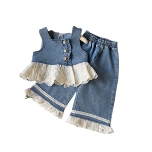 2025 traje <span class=keywords><strong>de</strong></span> bebé <span class=keywords><strong>de</strong></span> primavera y otoño para niña, conjunto <span class=keywords><strong>de</strong></span> dos piezas con estampado informal elegante, <span class=keywords><strong>chaleco</strong></span> vaquero sin mangas a la moda y pantalones largos - Product Image 1