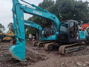Excavatrice sur chenilles Kobelco SK140 d'occasion de haute qualité, 14 tonnes, modèle 2024, excellent état, composant moteur principal inclus 1 - Product Image 3