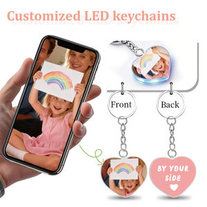 Porte-clés LED personnalisés avec photo de <span class=keywords><strong>dessin</strong></span> enfantin mignon, impression UV HD, cadeaux commémoratifs, porte-clés personnalisés avec <span class=keywords><strong>dessin</strong></span> d'enfant pour filles et garçons - Product Image 1