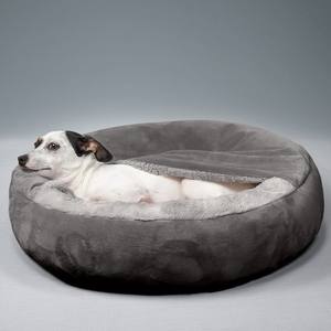 Cama Redonda para Cachorros, Lavable, de Felpa Suave, con Capucha, Cálida, para Perros, Color Gris Oscuro, Mediana, 27 Pulgadas, Tipo Donut - Product Image 1