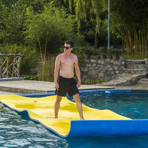 2025 Tapis flottant de qualité supérieure pour <span class=keywords><strong>les</strong></span> lacs et <span class=keywords><strong>les</strong></span> piscines Grand (18X6 <span class=keywords><strong>pieds</strong></span>) Tapis d'<span class=keywords><strong>eau</strong></span> flottant pour quai-Flotteurs de lac pour adultes et enfants - Product Image 4