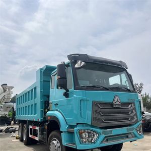 รถบรรทุกซิโนทรัค ฮาวเวอร์ 6x4 ดีเซล 10 ล้อ 351-450 แรงม้า ความจุ 31-40 ตัน พวงมาลัยซ้าย ยูโร 5 สำหรับงานหนัก ขนส่งวิศวกรรม - Product Image 2