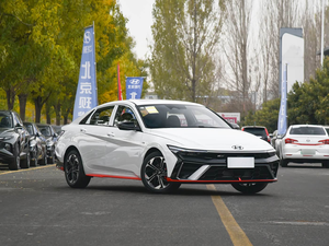 Hyundai <span class=keywords><strong>Elantra</strong></span> 2021 240TGDi DCT TOP Voiture d'occasion Prix de gros Transmission automatique Berline Norme d'émission Euro VI - Product Image 3