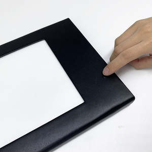 Porta Menús de Cuero Sintético Negro del Fabricante, Libro de Menús LED Recargable, Libro de Menús LED de 4 Páginas Tamaño A4 - Product Image 5