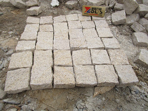 Pavés en granit jaune rustique Flamed China G682, pierres de pavage naturelles beiges pour allées extérieures - Product Image 6