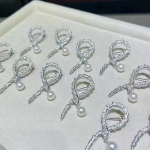 Broche de mode en perles d'eau douce de 7-8 mm, bijoux de poitrine, perles de Zhuji, broches Hao Shi incrustées, fleur de poitrine - Product Image 3