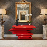 Table console de forme irrégulière unique, table d'entrée, piédestal sculptural décoratif contemporain, support fantaisie en laque rouge, hall d'hôtel