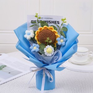 Bouquet di girasoli all'uncinetto fatto a mano, bouquet di fiori all'uncinetto personalizzato per la <span class=keywords><strong>festa</strong></span> <span class=keywords><strong>della</strong></span> <span class=keywords><strong>mamma</strong></span> - Product Image 3
