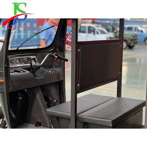 Triciclo de Pasajeros a Gasolina de 200 cc con Radio Multimedia y Autonomía de 220 m, Mototaxi para Pasajeros de Corta Distancia, Tuk Tuk - Product Image 4