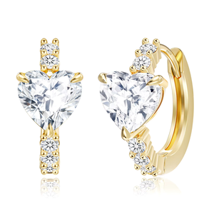Pendientes de Aro con Moissanita Corte Corazón, Plata S925, 2 Quilates, Chapados en Oro, VVS, Diamante Creado en Laboratorio, Joyería para Mujer, Regalo de Boda, Huggie - Product Image 1