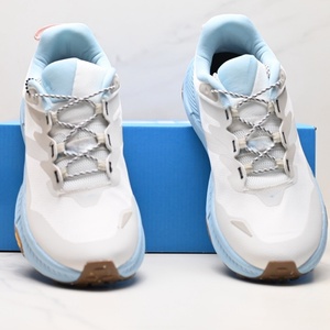 Zapatillas Deportivas de Diseño de Lujo, Hokas Personalizadas, Cómodas y Transpirables, Zapatos Deportivos para Hombre, para Caminar al Aire Libre, Correr como en las Nubes - Product Image 2