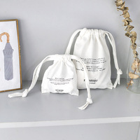 Sac en coton mousseline blanc uni personnalisé avec cordon de serrage