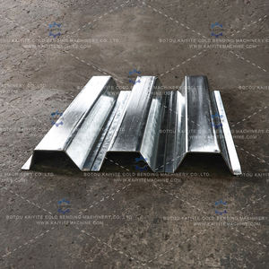 Machine <span class=keywords><strong>de</strong></span> profilage <span class=keywords><strong>de</strong></span> poutrelles Omega, machine à former les gouttières, machine profilatrice Omega pour la production <span class=keywords><strong>de</strong></span> lattes <span class=keywords><strong>de</strong></span> toiture métalliques - Product Image 5