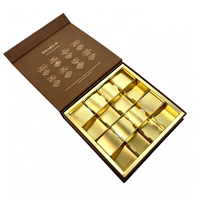 Boîtes en papier portables à rabat magnétique avec impression de logo personnalisé, gaufrage, laminage brillant/mat pour cadeaux de chocolat et de bonbons