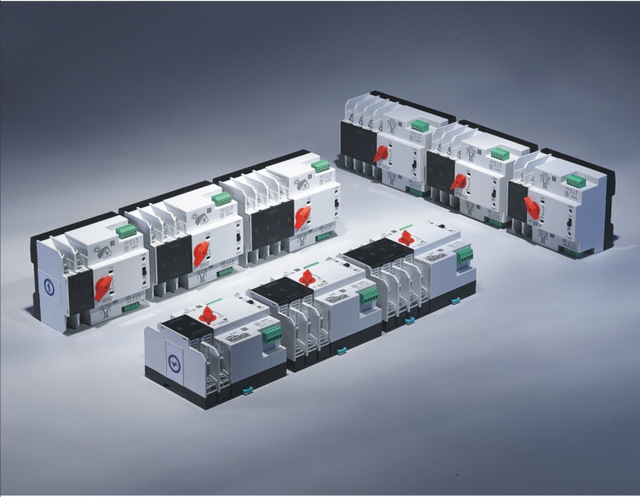 Uninterrupted 2P 63A 100A 125A Dual Power Automatic Manual Transfer Selector Switches ATS