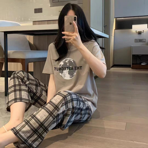 Conjunto de pijamas esportivos casuais de duas peças verão camiseta manga curta e calças de malha conforto térmico - Product Image 4