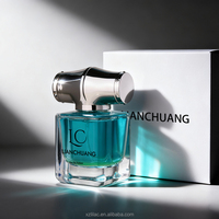 Flacon de parfum en verre carré personnalisé de 30 ml avec vaporisateur, couvercle de parfum unique, flacon de parfum de haute qualité