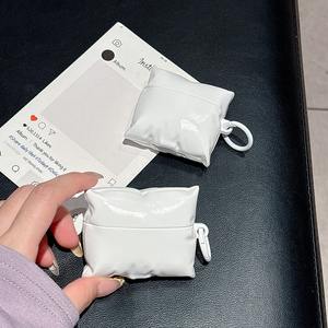 Étui de protection pour écouteurs Ins White Pillow avec porte-clés pour <span class=keywords><strong>Airpods</strong></span> 4 3 /Pro 3 2 1/2 - Product Image 3
