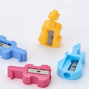 Taille-crayon adorables en forme de violon à un trou, couleurs vives, design tendance en plastique, pour enfants et étudiants, vente en gros - Product Image 4