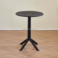 Offre Spéciale tables à manger en plastique extérieures imperméables durables modernes pour l'usage de jardin et de balcon de maison d'hôtel