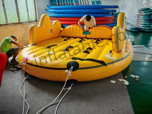 Lindos juguetes inflables de agua de pato amarillo, Grandes sofás de agua inflables, juguetes remolcados de agua para la venta - Product Image 4