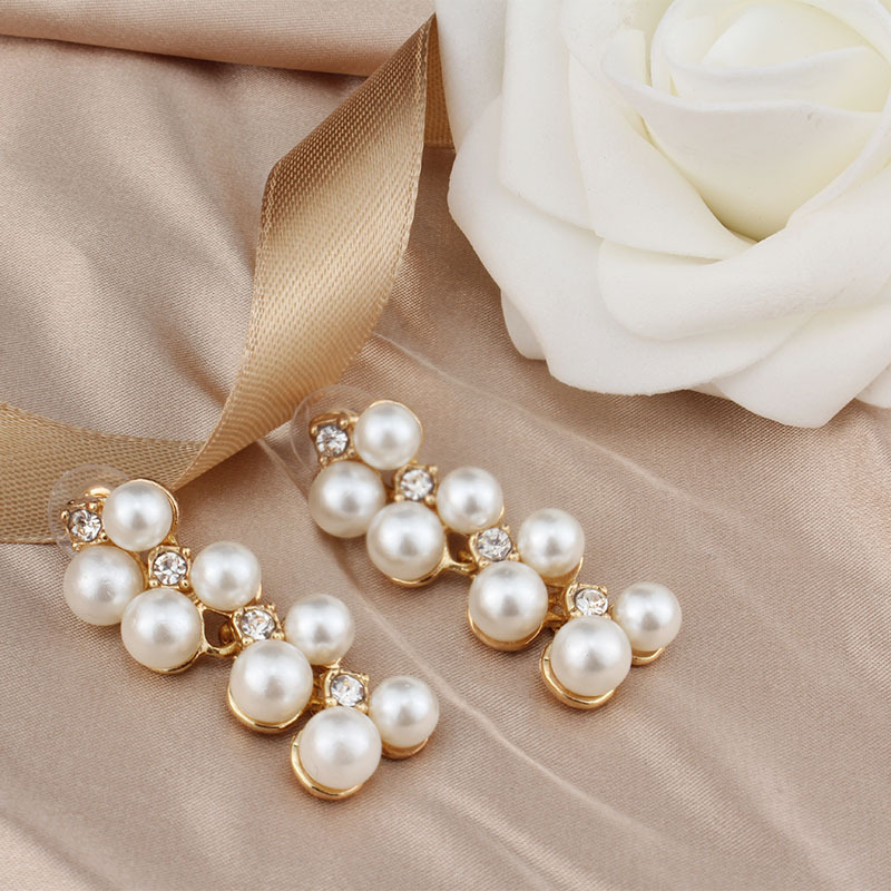 Set di gioielli da sposa con perle e orecchini in lega di zinco