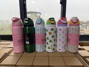 Bouteille d'eau isotherme en acier inoxydable 24/32 oz avec paille, sans BPA, colorée et moderne pour la maison et le sport - Product Image 4