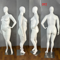 Mannequin Femme Réglable Grande Taille JASMINE 170cm Réaliste pour Magasin de Vêtements avec Tête Amovible