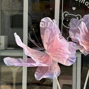 Grande fleur <span class=keywords><strong>papillon</strong></span> artificielle en organza et filet de soie, faite <span class=keywords><strong>à</strong></span> la main, pour extérieur, décoration de mariage et accessoire de toile de fond, en soie chinoise - Product Image 1