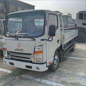 Camion plateau JMC 3360 mm de longueur entre-essieux, Euro 3, 136 CV, 2,5 L Turbo Diesel, 4,2 m, transport interurbain de matériaux de construction sur de courtes distances - Product Image 3