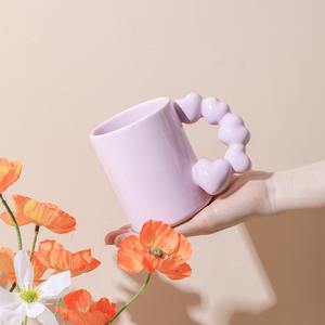 Taza de cerámica de pareja de alto Color con personalidad creativa de calidad certificada con taza de café única regalo platillo de <span class=keywords><strong>amor</strong></span> <span class=keywords><strong>para</strong></span> leche - Product Image 2