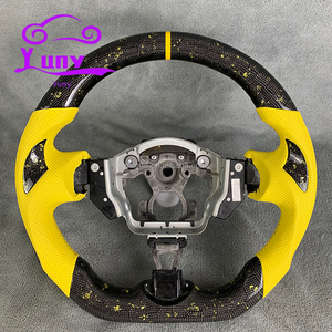 Volante de Fibra de Carbono Personalizado para Autos Nissan con Detalles para Nissan 370 370z Nismo Z34, Diseño Estilo Racing - Product Image 1