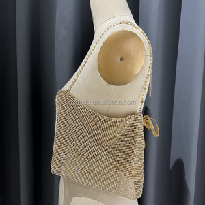 เสื้อแขนกุดคริสตัลประดับพลอยเทียมสีทองมีซับในตามปกติ - Product Image 5