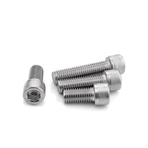 Fournisseur industriel DIN 912 <span class=keywords><strong>ISO</strong></span> <span class=keywords><strong>4762</strong></span> A193 B7 304 316 8.8 10.9 12.9 M3-M30 certifié sur mesure - Product Image 5