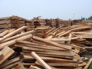 Malacca Plywoods 4x8แผ่นทนทานสำหรับเฟอร์นิเจอร์และการก่อสร้างบ้านด้วยกาวฟีนอลิกจากผู้จำหน่ายในอินโดนีเซีย - Product Image 2