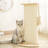 Griffoir vertical nordique en gros pour chat, grande taille, base en bois massif, griffoir durable en sisal, jouet interactif à 2 niveaux en corde de coton