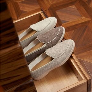 Nouvelles Mocassins Homme Style Britannique Faits Main Respirantes Décontractées Confortables Chaussures Habillées Rehaussantes à Enfiler Automne - Product Image 1