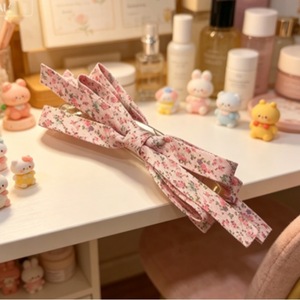 Korean-style floral <b>bow</b> banana <b>clip</b>, vertical <b>clip</b> for women's updo, giving a sophisticated look and making hair appear fuller. - Product Image 4