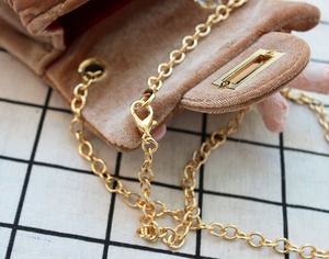 Yeni varış kadife küçük Crossbody çanta sevimli tavşan çiçek aksesuarları küçük kız Mini omuz zinciri çantası - Product Image 6