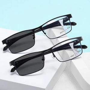 <span class=keywords><strong>Gafas</strong></span> <span class=keywords><strong>de</strong></span> <span class=keywords><strong>Lectura</strong></span> <span class=keywords><strong>Multifocales</strong></span> Fotocromáticas para Hombre Cuadradas UV400 Anti-Luz Azul Moda <span class=keywords><strong>de</strong></span> Negocios con Estilo - Product Image 4