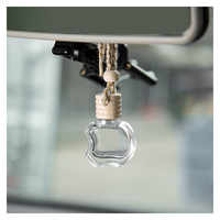 Diffuseur d'arôme de voiture, huile essentielle, mini petite huile essentielle, diffuseur d'aromathérapie de voiture, diffuseur d'huile de voiture suspendu