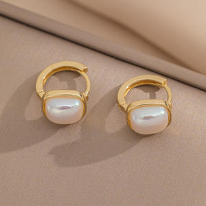 Nouveau Collier Pendentif Carré Œil de Chat de Luxe pour Femme HY, Chaîne de Clavicule Haut de Gamme, Accessoires Tendance, Boucles d'Oreilles Style Chaud - Product Image 2