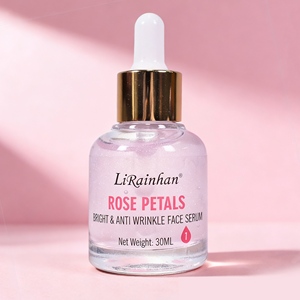 Suero Facial Iluminador y Reafirmante con Ácido Hialurónico y Extractos Botánicos para una Piel Radiante - Product Image 1